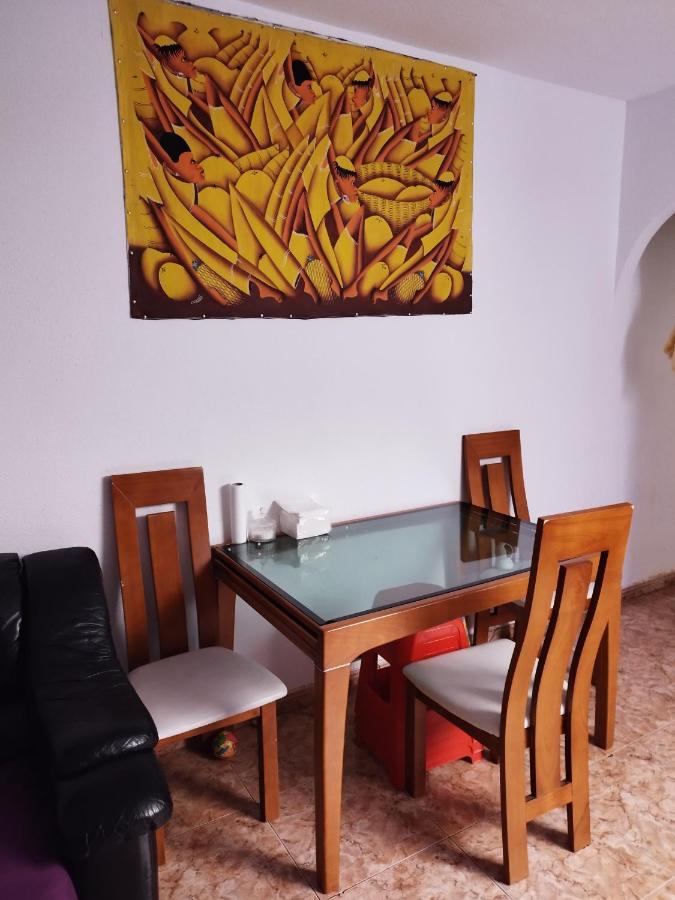 Habitacion Tranquila Y Familiar Madrid Kültér fotó