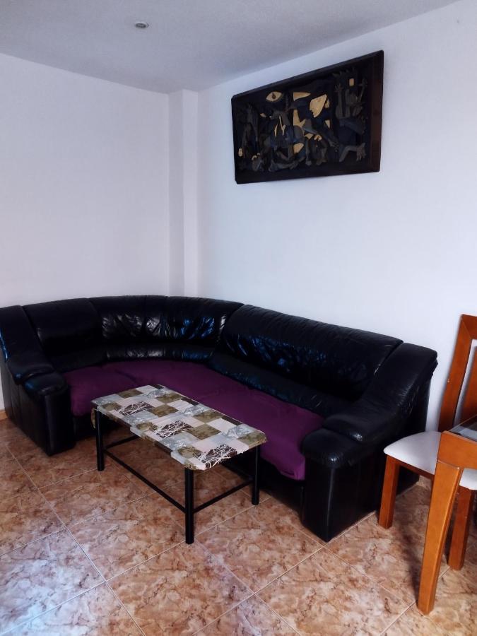 Habitacion Tranquila Y Familiar Madrid Kültér fotó