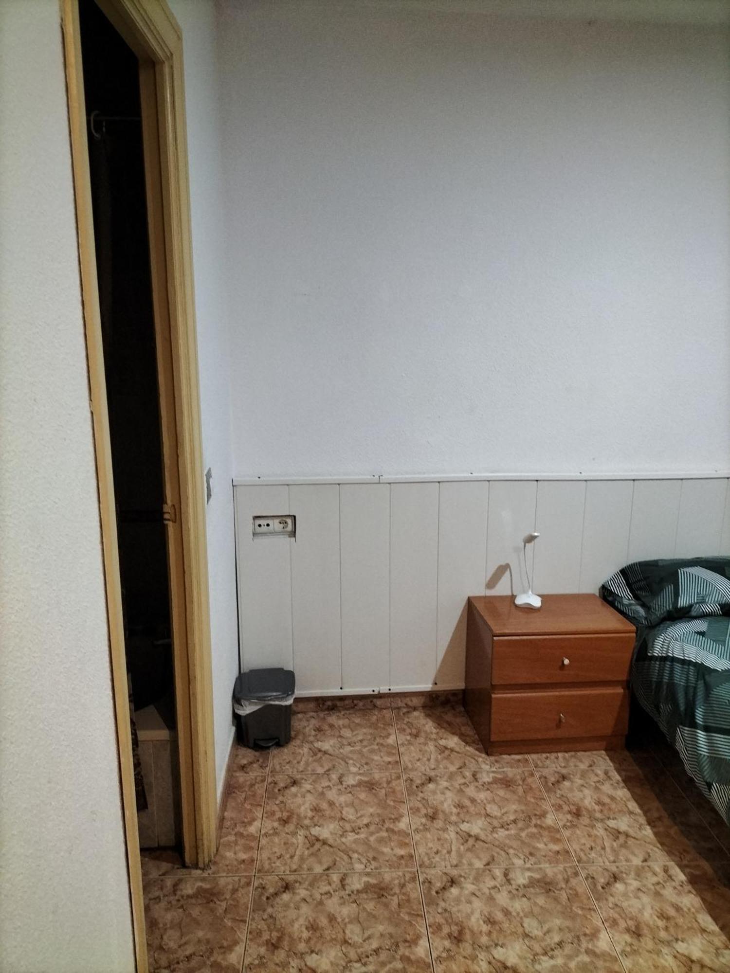 Habitacion Tranquila Y Familiar Madrid Kültér fotó